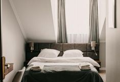 Others 6 Hotel Millenium