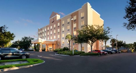 기타 2 Comfort Suites Near Raymond James Stadium