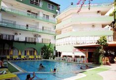 Lain-lain 2 International Otel