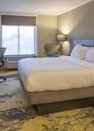 null Hilton Garden Inn Pittsburgh Airport