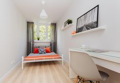 อื่นๆ 4 P&O Zelazna