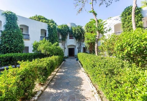 Others Seaside Resort