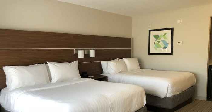 อื่นๆ Holiday Inn Express And Suites Broomfield