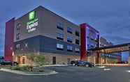 อื่นๆ 5 Holiday Inn Express And Suites Broomfield