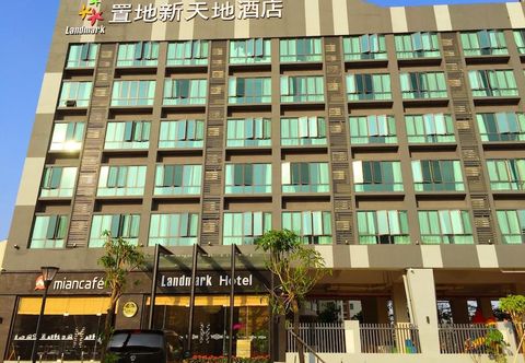 อื่นๆ Landmark Hotel