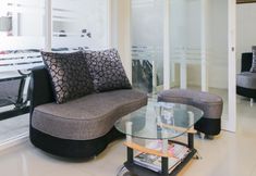 Others 7 Graha Matahari