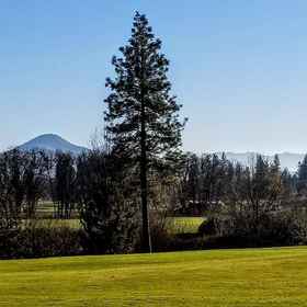 Resort At Eagle Point1 , 飯店南俄勒冈赛道