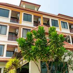 Sasi Nonthaburi Hotel 1, Hotel Lam Pho