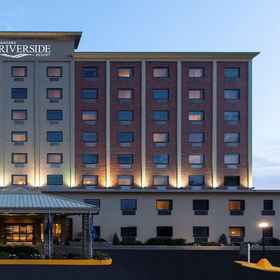 Four Points By Sheraton Niagara Falls 1, Hotel Niagara Glen Nature Reserve