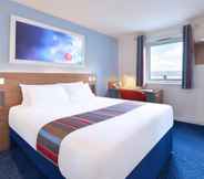 Others 2 Travelodge Bradford Central