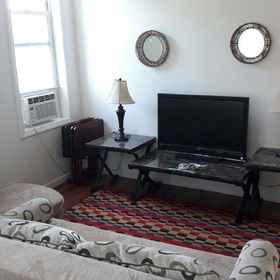 レインボー ゲストハウス 1, アウルズ・ヘッドホテル