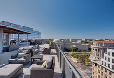 Others 4 Newseum Residences
