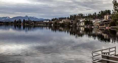 Others 2 The Haus On Mirror Lake