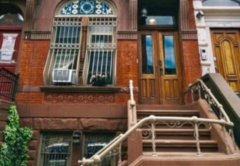 อื่นๆ Northern Lights Mansion