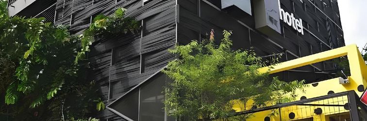 Lain-lain Hand Hotel