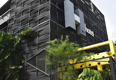 Lain-lain Hand Hotel