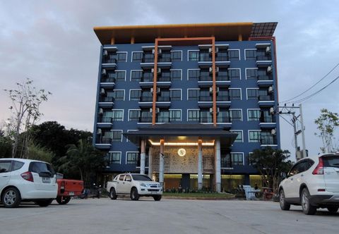 อื่นๆ The Raise Hotel