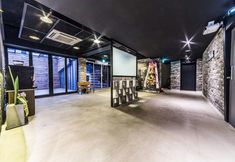 Lain-lain 7 Design Hotel Khan