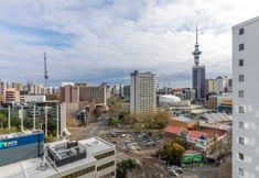 Lain-lain 3 Star Queens Serviced Apartments