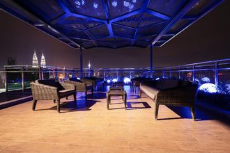 อื่นๆ 4 Zen Home Expressionz Suites