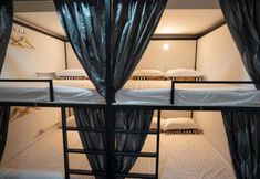 Others 7 Oss Backpackers Hostel