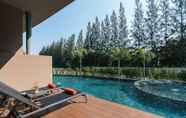 Swimming Pool 2 Wora Wana Hua Hin