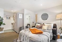 其他 5 Decorated Central City Apt w 2 Bathrooms