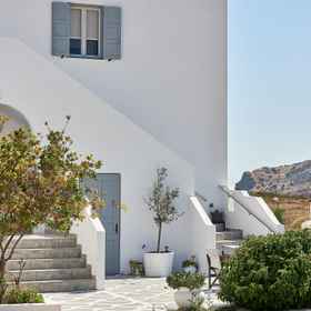 Muses Milos1 , 飯店普罗瓦塔斯海滩