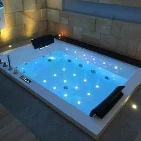 Mater Aquae 1, Hotel Sassi