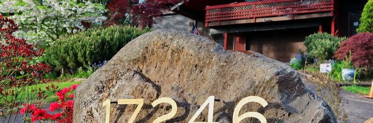 Others Happy Rock Inn