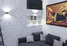 Lain-lain 7 Chroma Apt Farinone 28