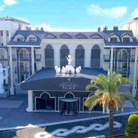 Dream World Palace1 , 飯店Beşkonak Bucağı