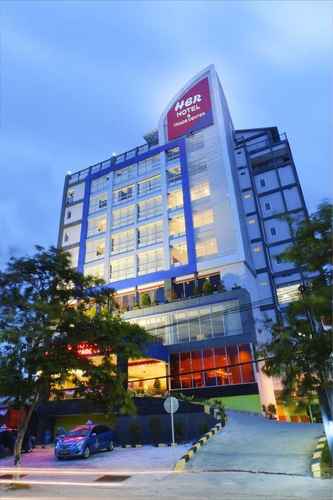 EXTERIOR_BUILDING Her Hotel And Trade Center Balikpapan