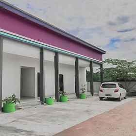 Tiara Guest House 1, Hotel Banjar Fried Chicken