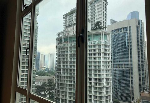 Others 163 KLCC by Plush