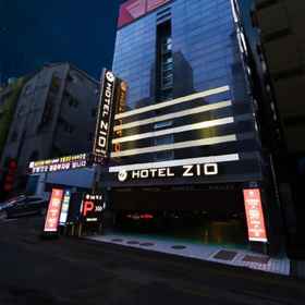 Suwon Zio 1, Hotel Maetan Park