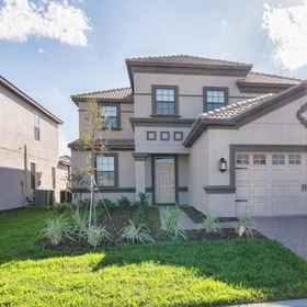 บ้าน 5 ห้องนอน 4912Cg โดย Redawning 1, โรงแรม & ที่พัก Calabay Palms Villa