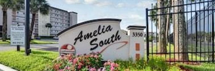 Lain-lain Redecorated Foreshore Condo With Spacious Balcony by Redawning