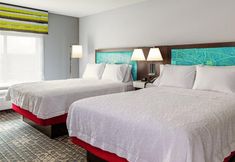 Others 5 Hampton Inn & Suites Marshfield