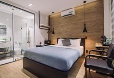 기타 7 Chill Suites