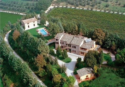 其他 Podere Caldaruccio La Pineta for 18 People