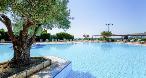 Others 2 Hg Squillace Village