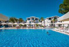 Others 5 Club Serena Beach