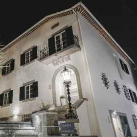 4U Lisbon Airport Suites1 , 飯店里斯本大学