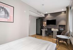 Others 7 Hotel By Maude