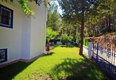 Others 4 Brookland Paris, Özel Havuzlu, Fethiye