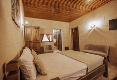 其他 6 Lagania In Cave