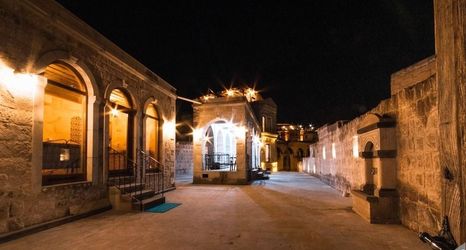 기타 2 Sapphire Stone House