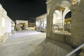 Others 4 Sapphire Stone House