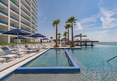 Others 2 Encantame Towers Free American Breakfast - Beach Cabana